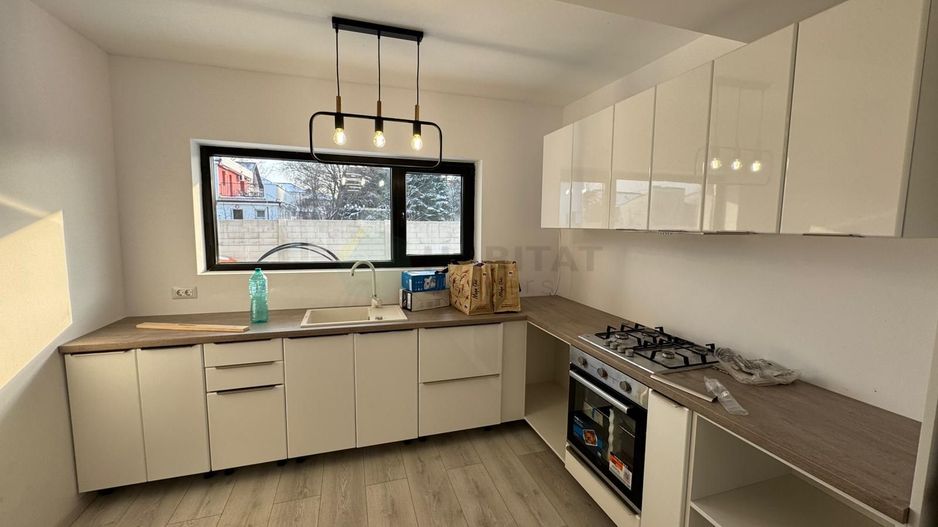 Duplex modern  în Tunari – confort, stil și locație excelentă, fără comison - Poză 5