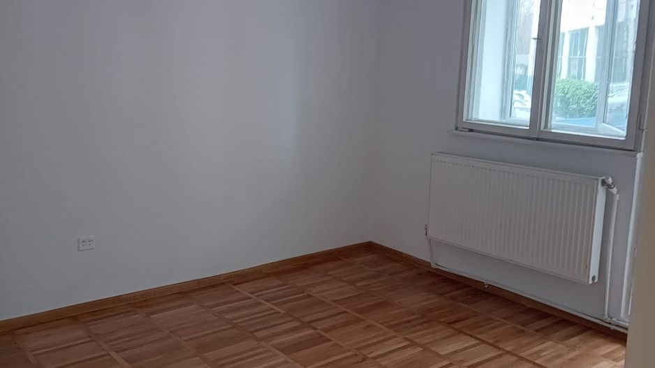 Apartament 2 camere – Port, etaj 1/4 – 3 balcoane, centrală, geam la baie - Poză 10