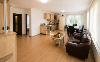 Apartament cu 3 camere, zona Grand Hotel, Buna Ziua - Poză 1