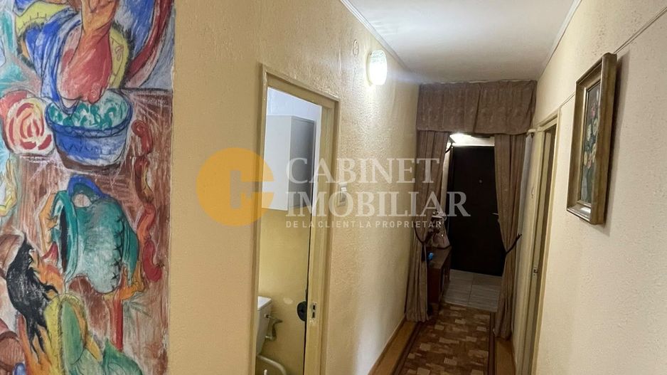 APARTAMENT 3 CAMERE - PODUL DE FIER decomandat - Poză 2