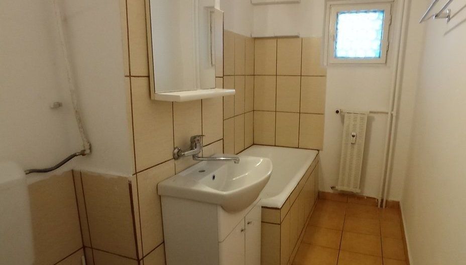 Închiriez apartament 3 camere nemobilat Str Avionului Sector 1 - Poză 10
