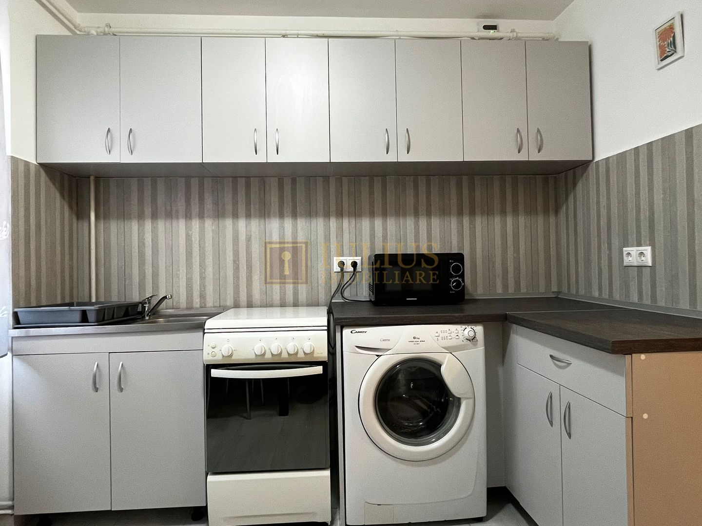 St, Bucuresti, foarte aproape de UMFT,  2 camere, centrala proprie. - Poză 8