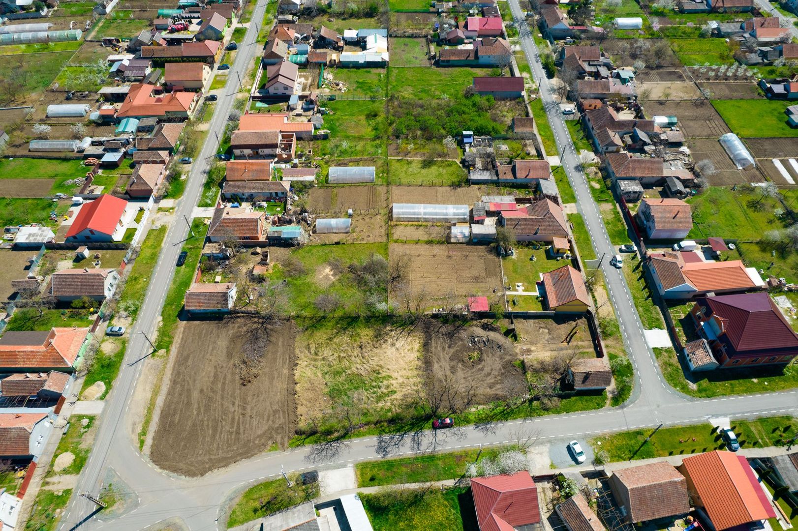 Casă cu grădina în Curtici - Poză 4