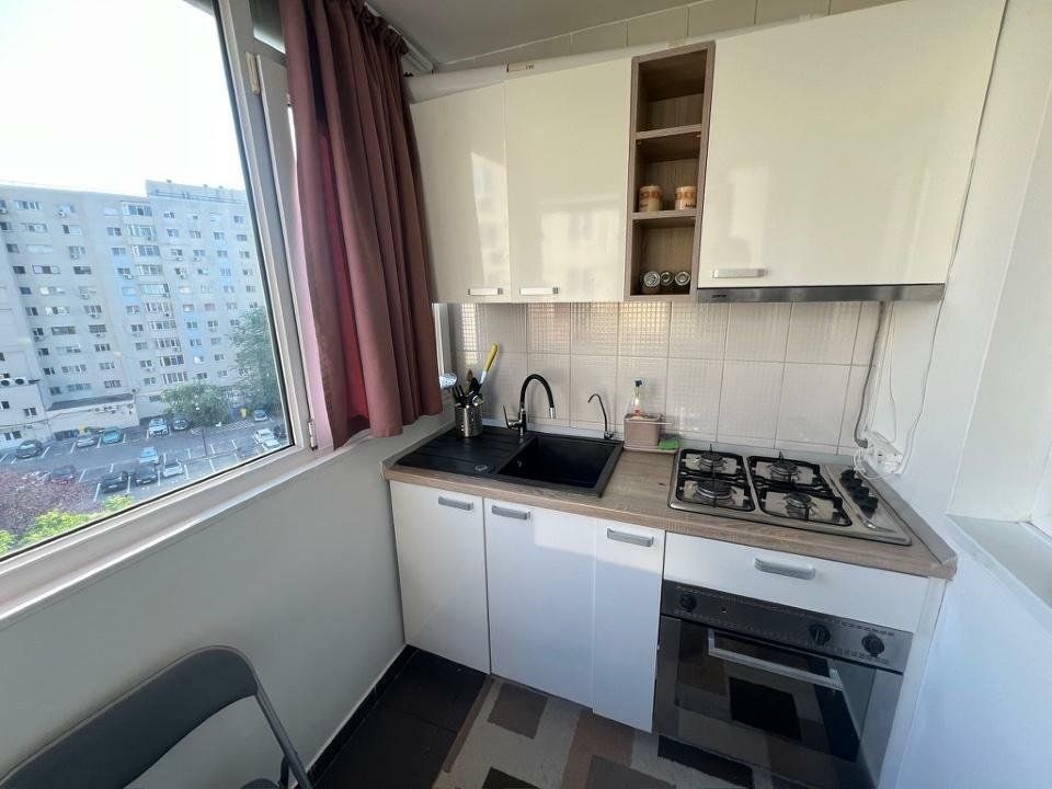 Apartament 4 camere renovat complet  Apărătorii Patriei 89 mp - Poză 6