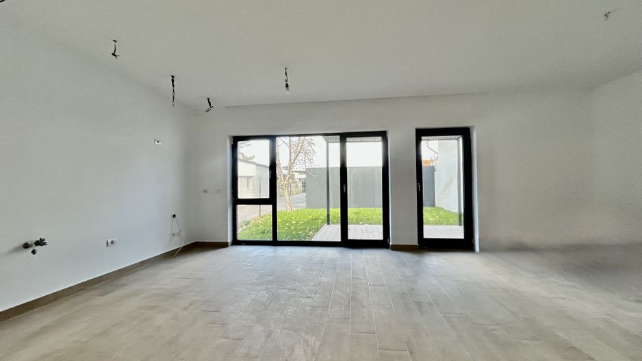 Casa individuala - 149 mp util - terasa rooftop cu jacuzzi de 32 mp - Poză 4