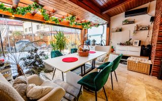 Duplex P+1+M cu grădină proprie, terasă și acces la piscină. - Poză 23