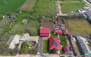 Casă modernă cu 5 camere, garaj și curte mare, mobilată in Corbu - Poză 20