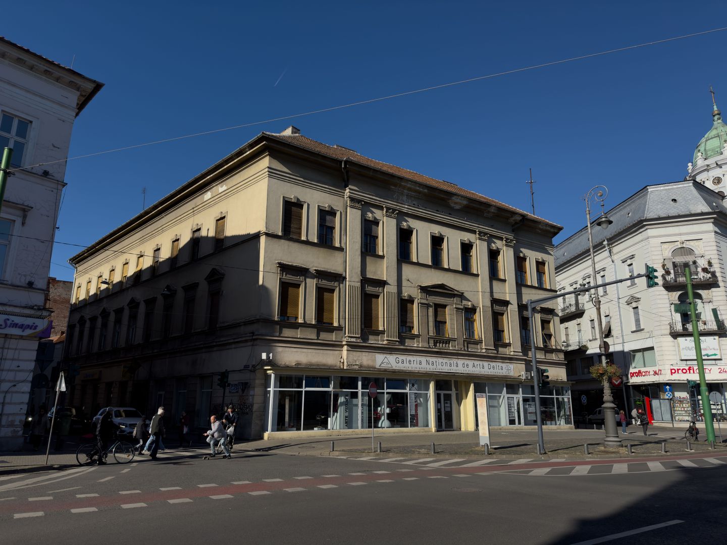 Apartament ultracentral cu 4 camere - Poză 10