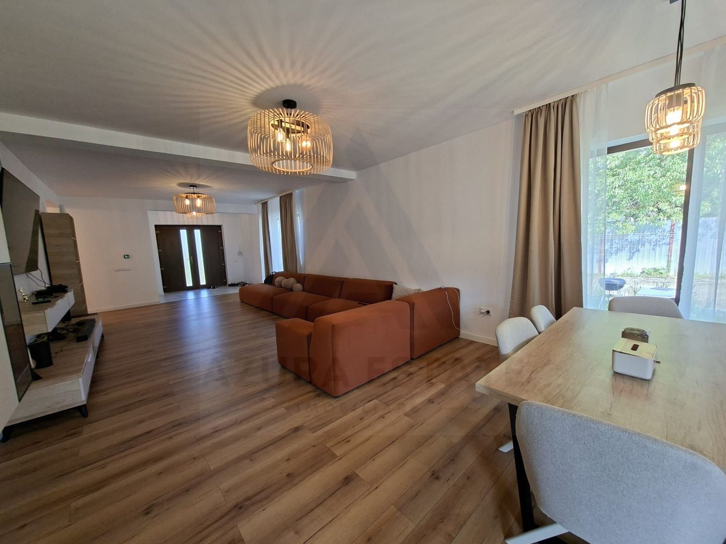 Casa individuala 140 mp utili pe un singur nivel teren 500 mp Tocile - Poză 8
