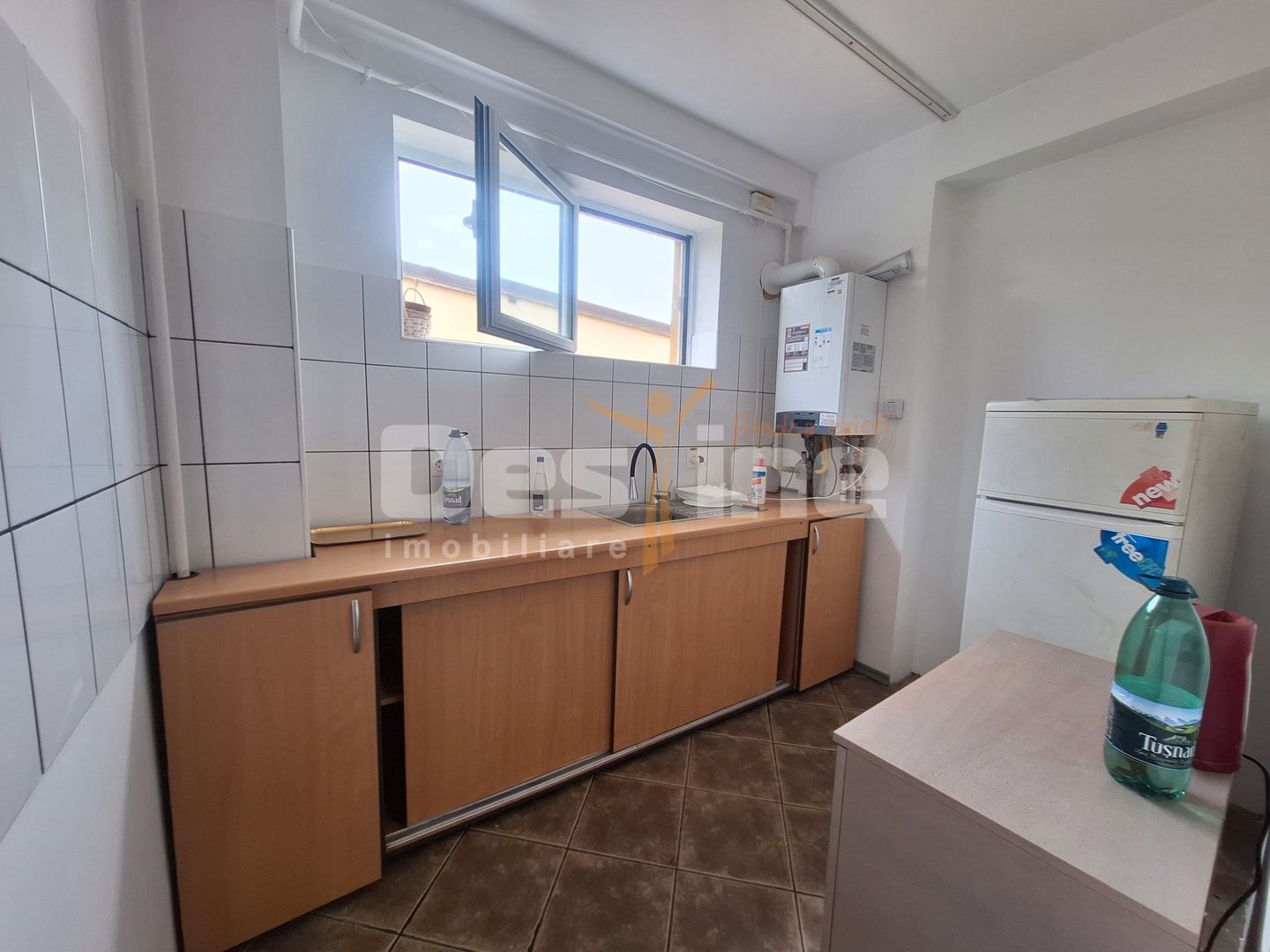 Vilă 220 mp | 2 niveluri | Curte și parcare | Lângă Mall Vitan - Poză 11