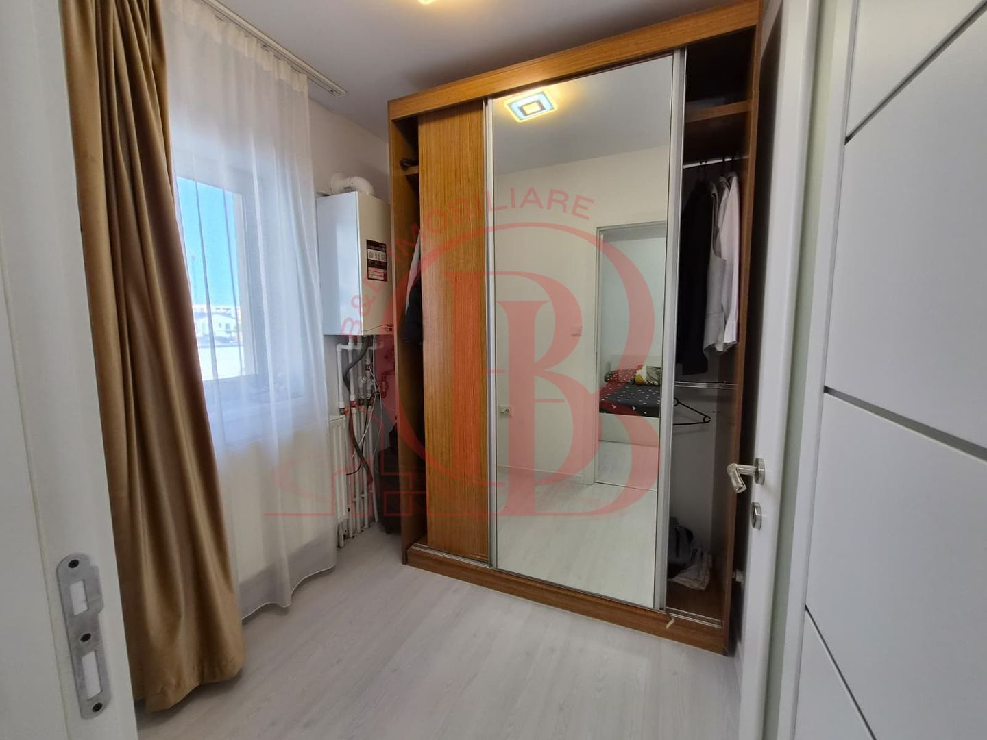 Casa Mobilata 4 camere Panouri Fotovoltaice Theodor Pallady - Poză 17