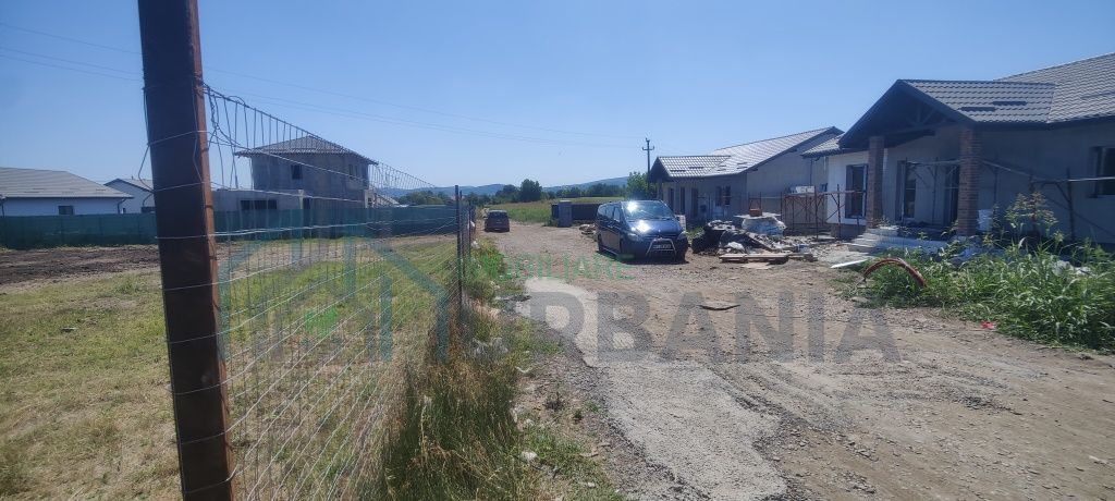 Teren de vânzare cu autorizație de construcție în Holboca, Str. Oborului - Poză 5