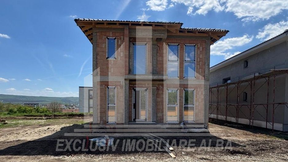 Casa individuala | P + 1 | 125 mp utili | 250 mp teren | Cetate - Poză 2