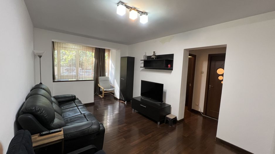 Apartament confortabil in zona Constructorilor, Crangasi - Poză 1