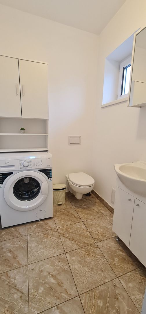 Casa mobilata si utilata in Cartier Izvor Tarlungeni Brasov - Poză 8