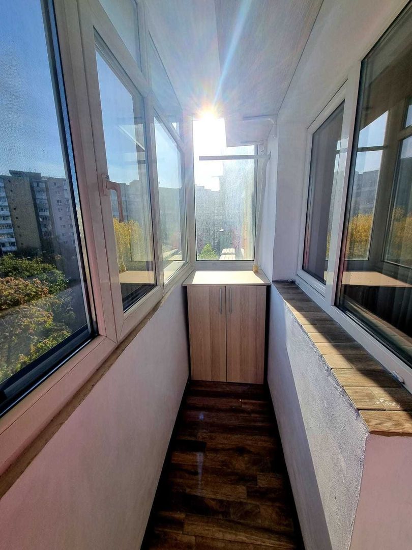 2 camere -54 mp- Mega Mall - Poză 6