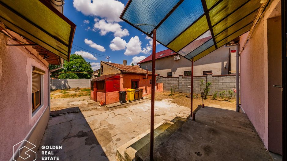 Casă 3 camere renovată în Bujac-Sega , 2 corpuri, teren 572 mp - Poză 26