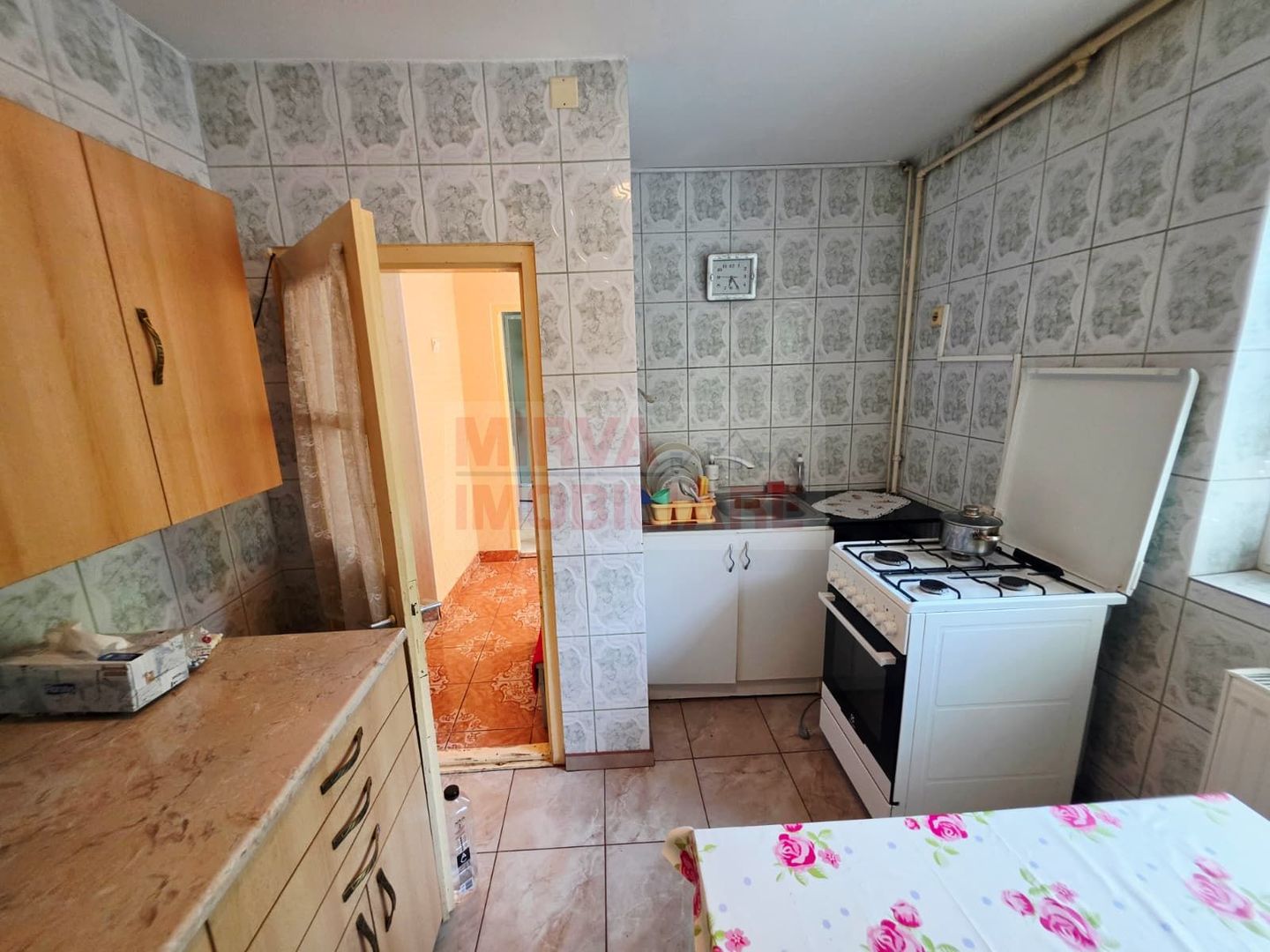 Casă 4 camere, teren 315 mp, garaj – Cantacuzino, Ploiești - Poză 13