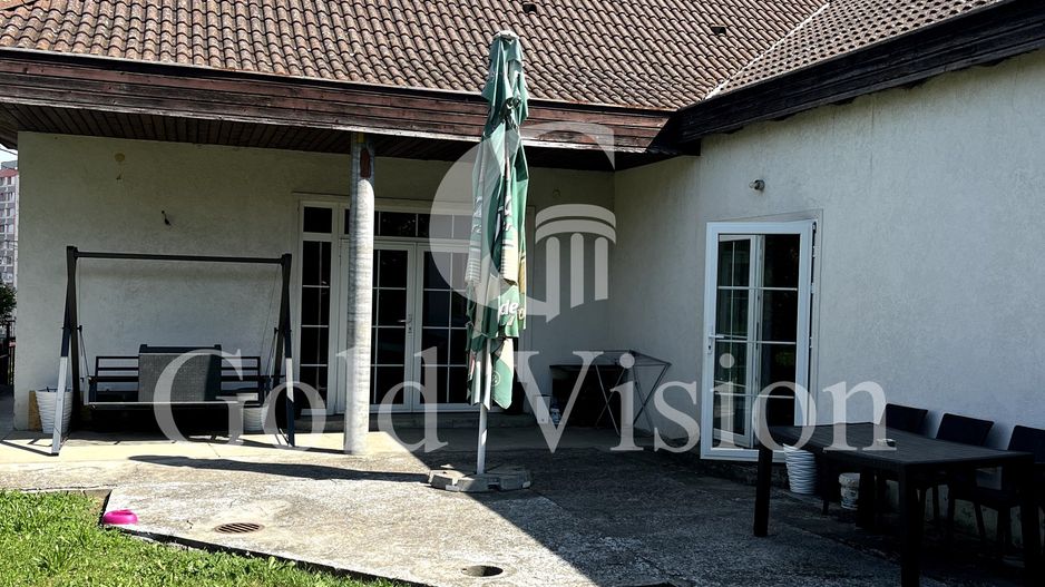 De vanzare sau de inchiriat casa individuala in cart Dambu Pietros - Poză 9