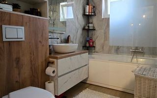 Apartament cu 2 camere, decomandat, în centrul Floreștiului. - Poză 7