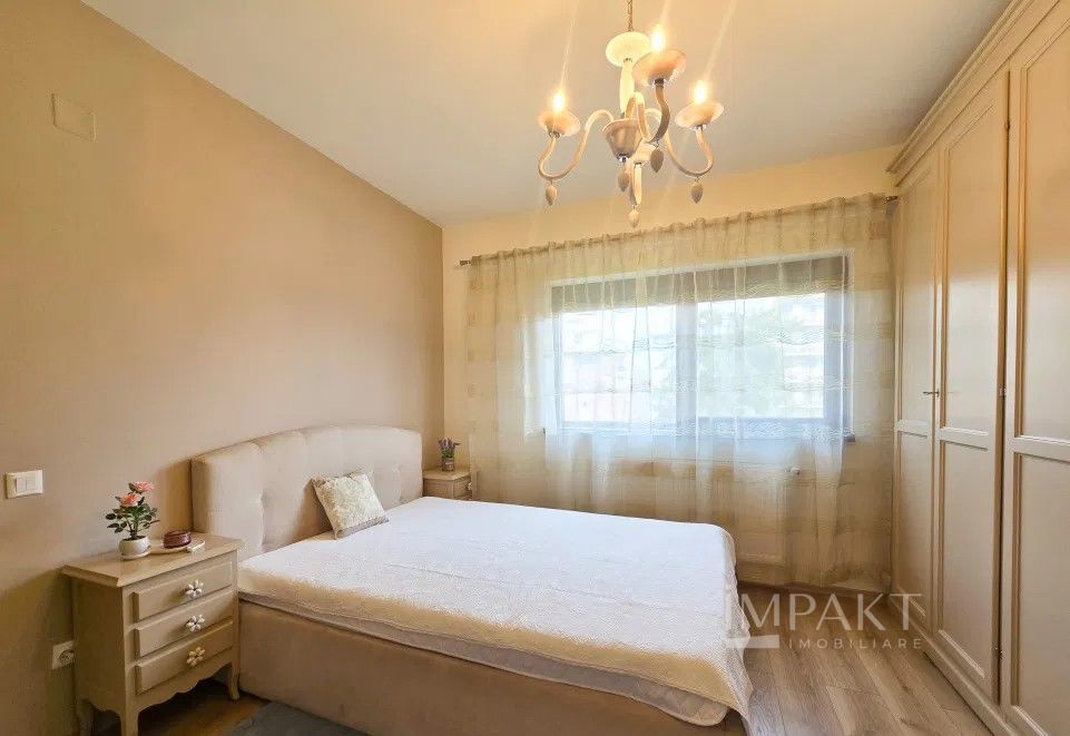 Apartament la vilă în zona liniștită - Poză 2