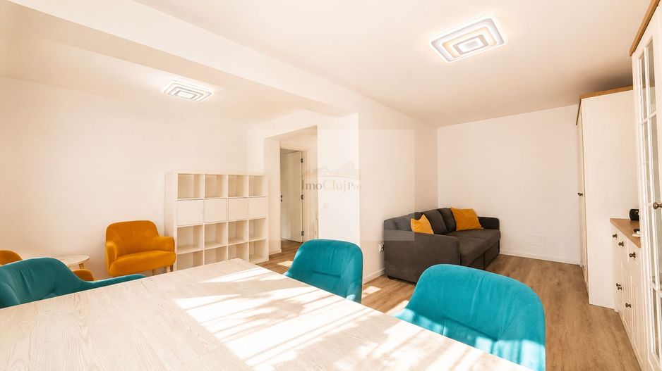 Vânzare apartament 2 camere, decomandat, etaj 1, tip vilă, parcare - Poză 3