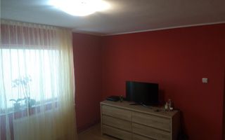 Apartament 3 camere zona U.M.T. - Poză 2