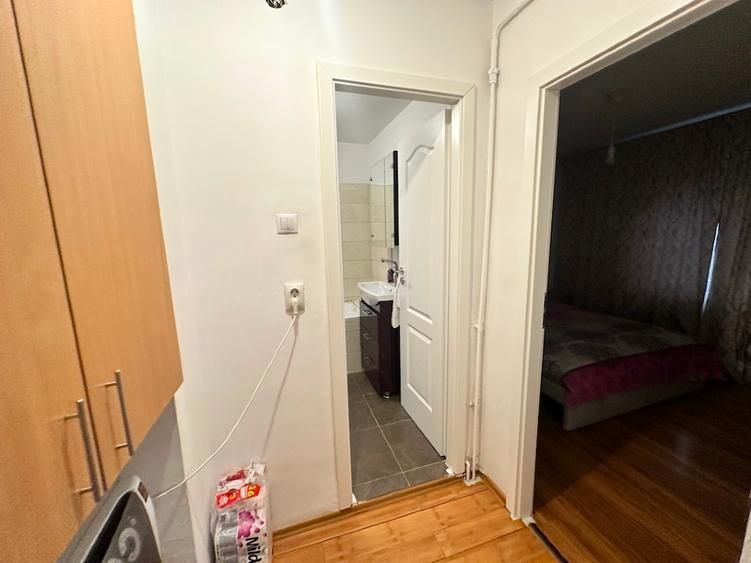 De vanzare apartament 3 camere, zona Rahova-Sebastian - Poză 9