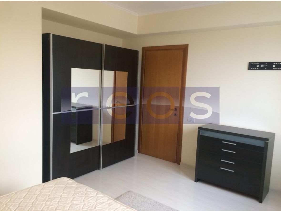 VILA 300MP | SISESTI | COMPLET RENOVATA | CURTE | 4 LOCURI DE PARCARE - Poză 12