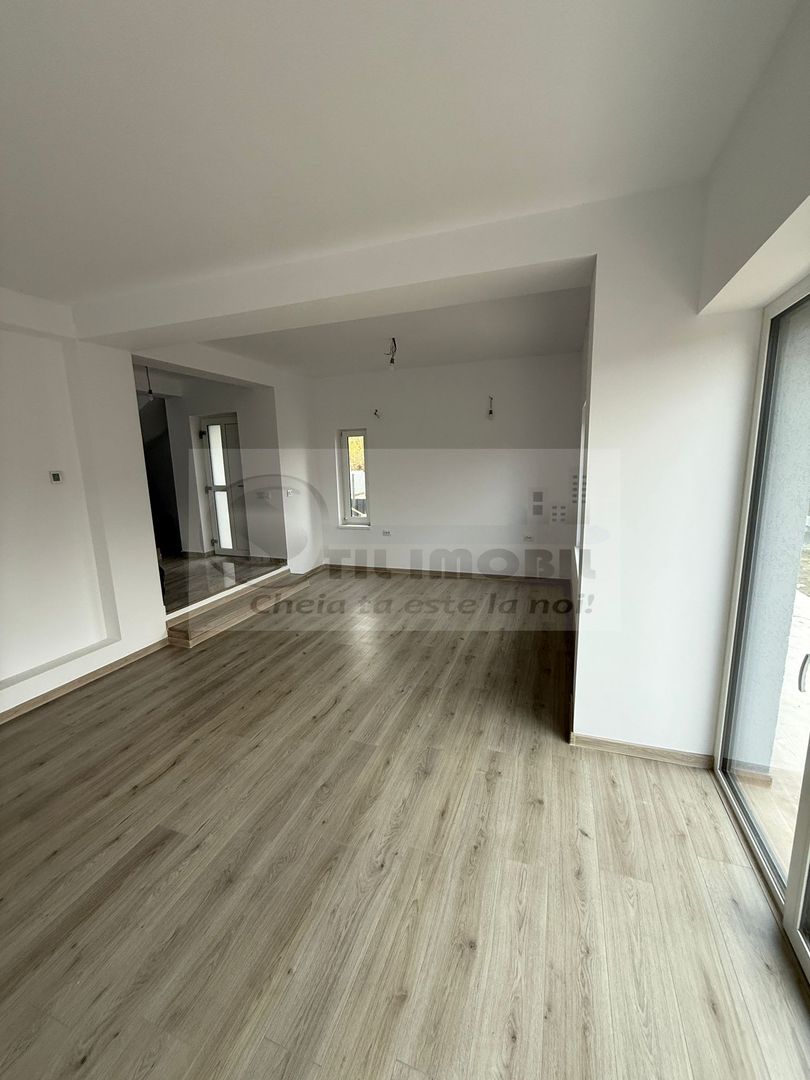 Casă moderna P+E 4 camere – Bârnova, 100 mp, curte 250 mp -180.000 € - Poză 3