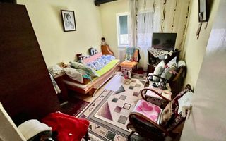 Apartament 3camere de vanzare - Poză 4