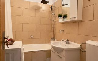 Apartament cu 2 camere , etajul 1, zona Iulius Mall - Poză 4