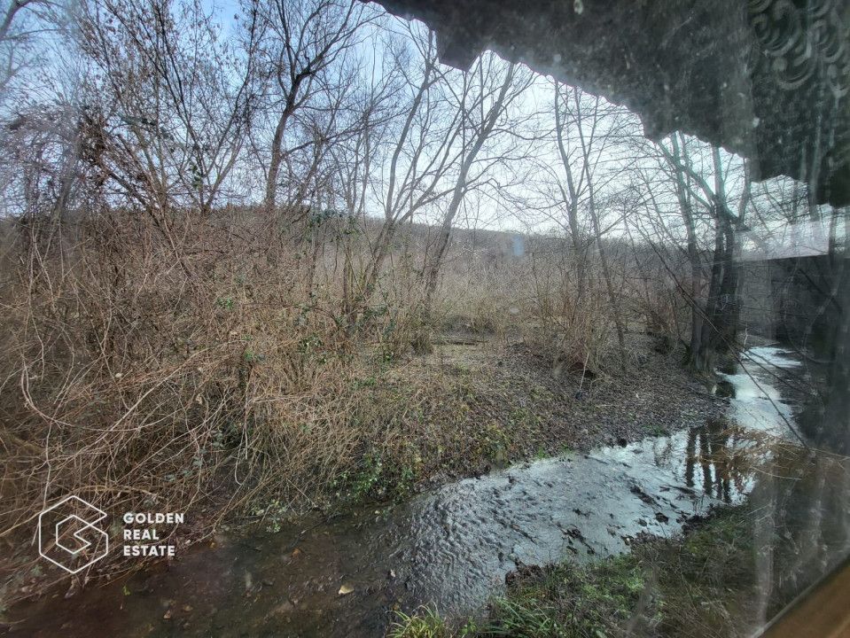 Casa de vacanta, teren 2500 mp, sat. Casoaia - Poză 18