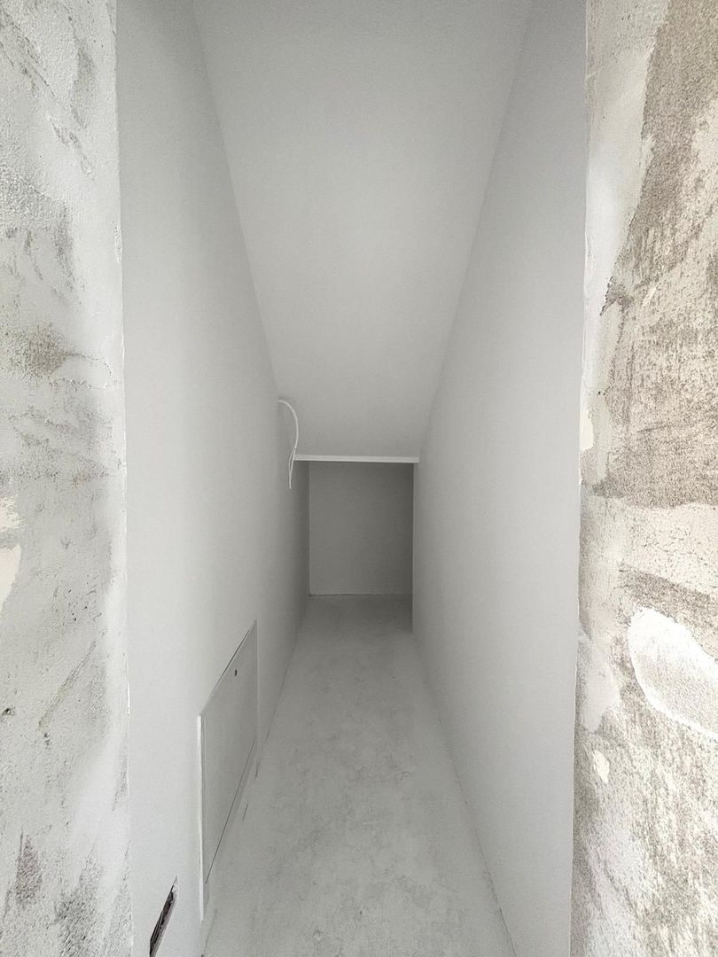 Casa individuala cu 4 camere - Zona Centrala - Utvin - Poză 6