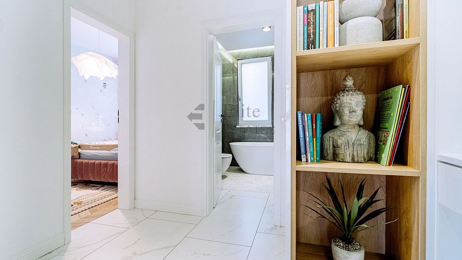 Penthouse de lux 530 mp ultracentral in Oradea - Poză 29