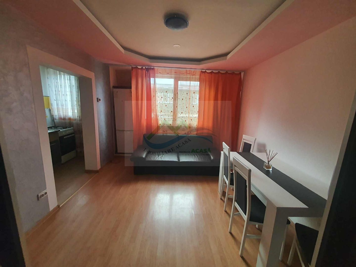 Apartament 2 camere Decomandat Mansarda - Poză 1