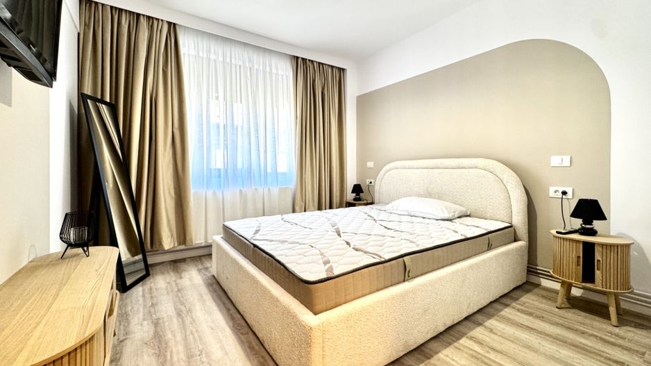 Apartament cu stil, eleganță și energie vibrantă, în Piața Victoriei - Poză 12