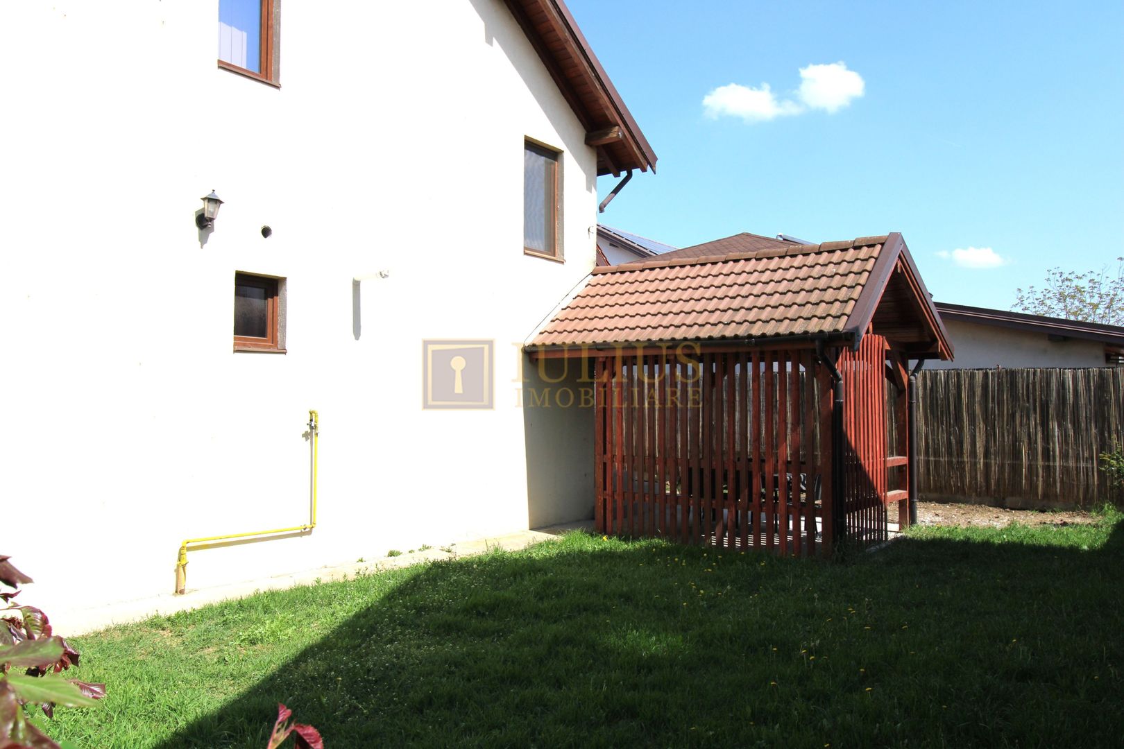 Casa INDIVIDUALA  P+M in Dumbravita, aproape de padure. - Poză 2