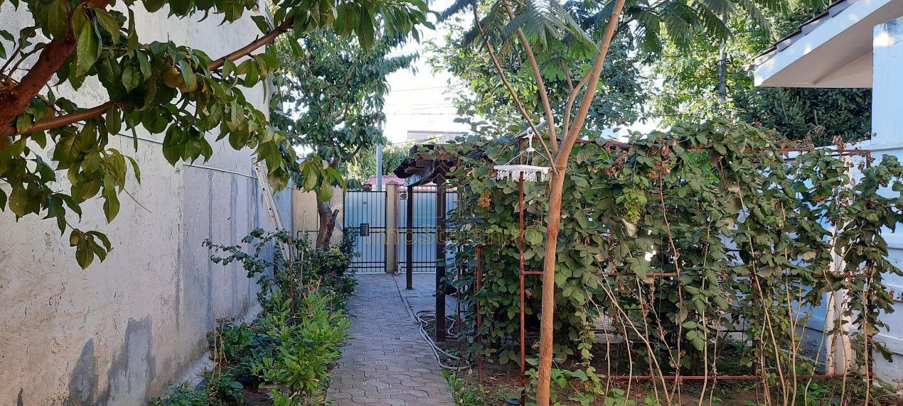 Coiciu | Vila cu toate facilitățile necesare și localizare excelentă! - Poză 2