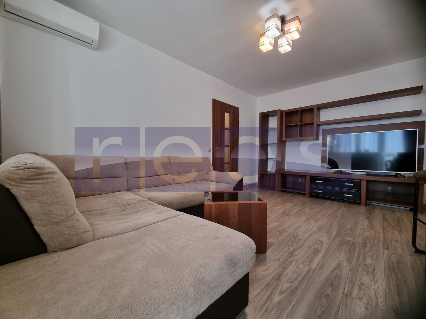 VANZAE 2 CAMERE  -IANCU DE HUNEDOARA - Poză 4