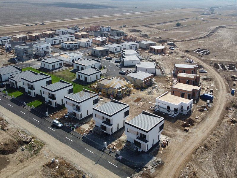 Casă 3 Camere + 2 Băi | 465 mp Teren | Rate Dezvoltator - Poză 5