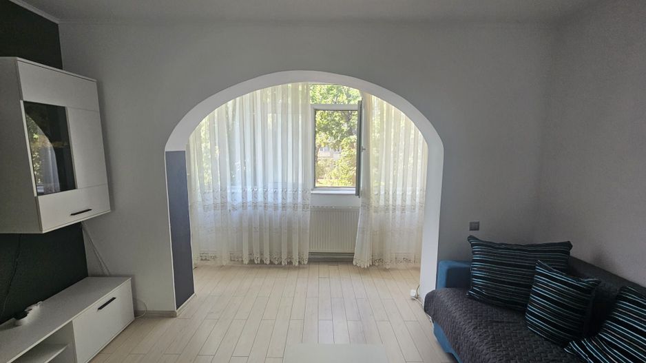 2 camere, etaj 1, stradal, vis-a-vis de Spitalul Militar - Poză 2