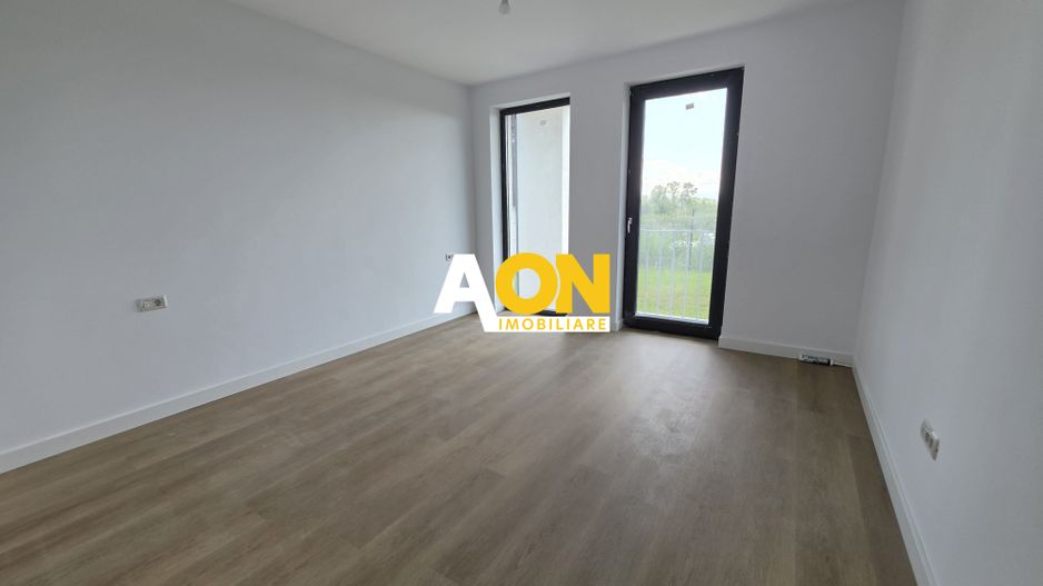 Apartament cu 3 Camere, 2 Bai, 100mp Curte Proprie,  Boxa 40 mp - Poză 4
