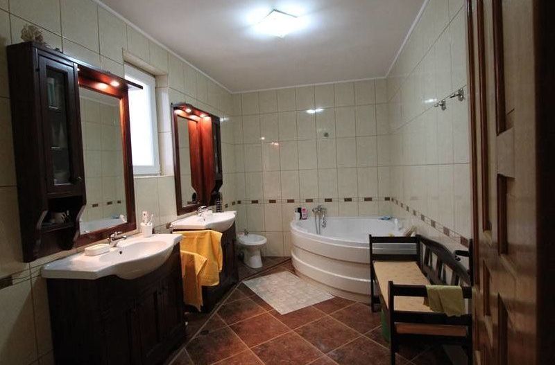 VILA ZONA MIRCEA CEL BATRAN - Poză 12