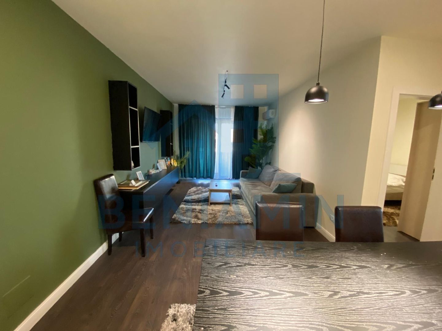 Apartament modern 3 camere-Zona Ciuperca-Loc de parcare-Disponibil - Poză 1