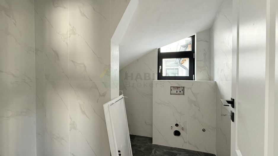 Vila individuala 5 camere Tunari - Poză 5