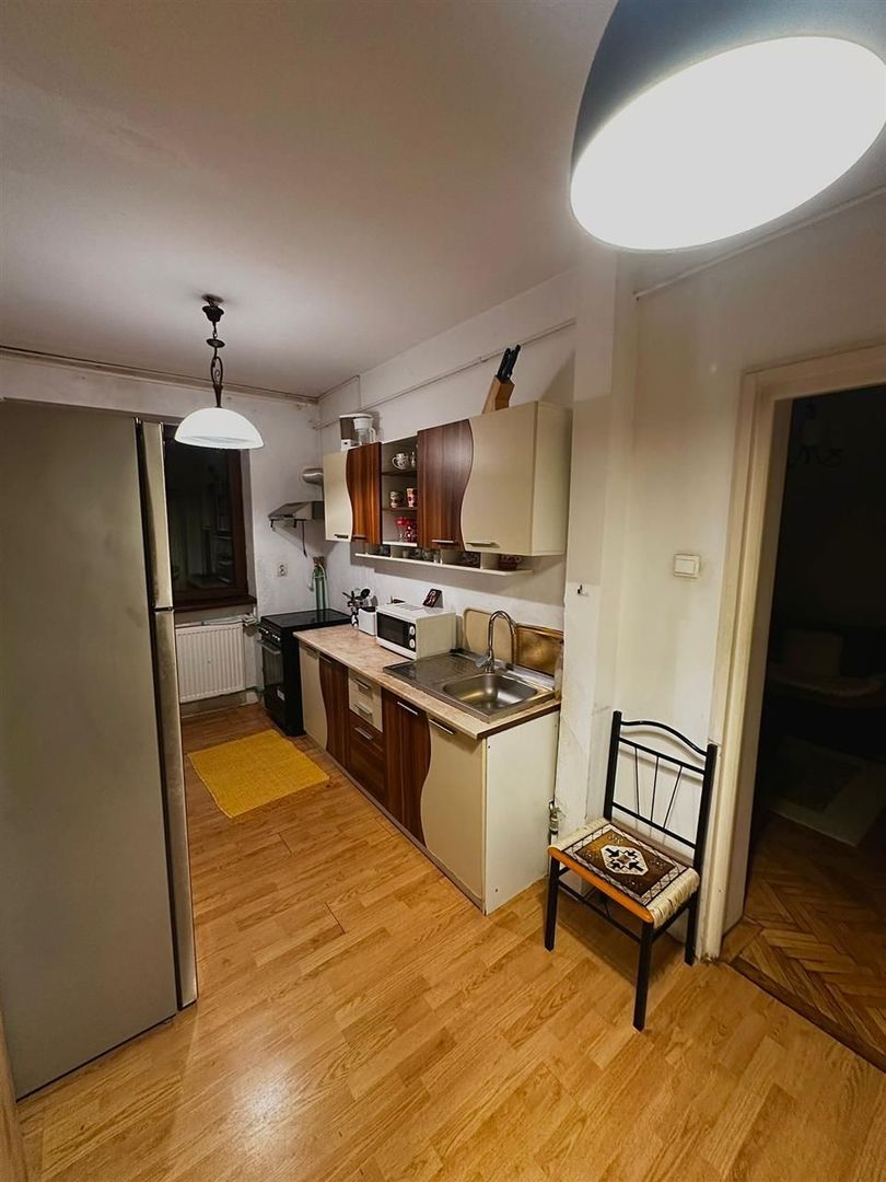 Apartament cu 2 camere zona Rogerius - Poză 4