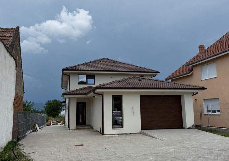 CASĂ INDIVIDUALĂ PREMIUM ÎN CIUGUD - Poză 2
