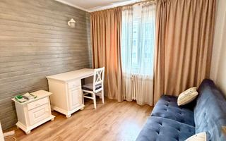Apartament cu 3 camere decomandat de inchiriat in Manastur, etaj 2/4 ! - Poză 1