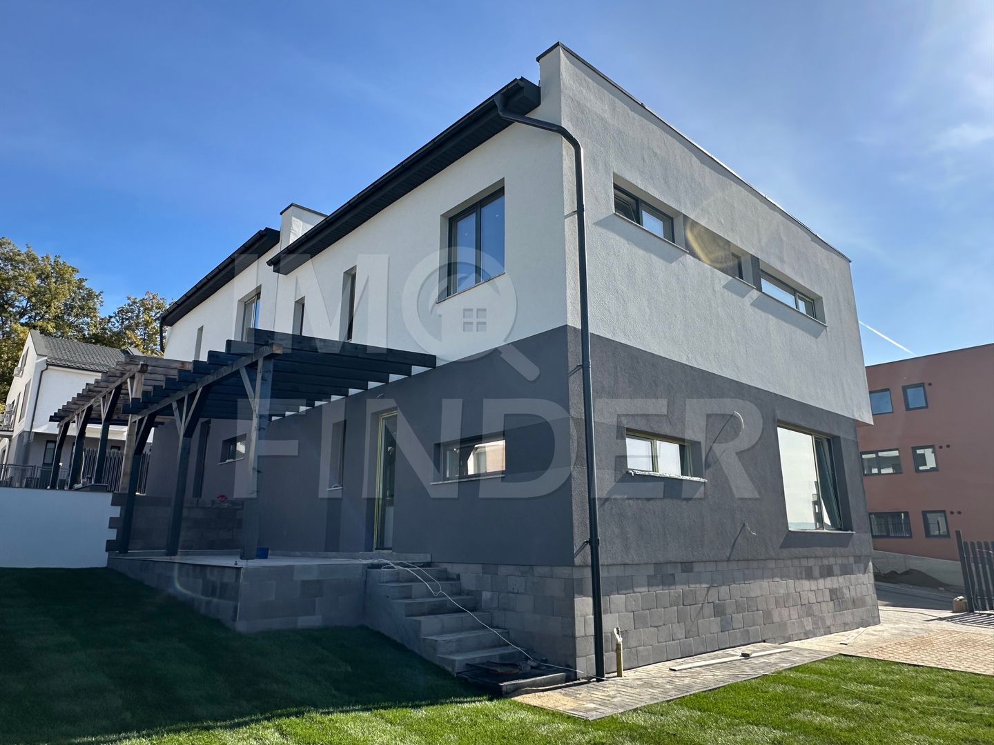 Casă tip duplex cu 4 camere în Iris, Cluj-Napoca, aproape de facilități - Poză 3